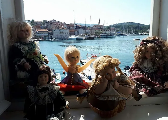 Vila Gariful Milna (Brac)