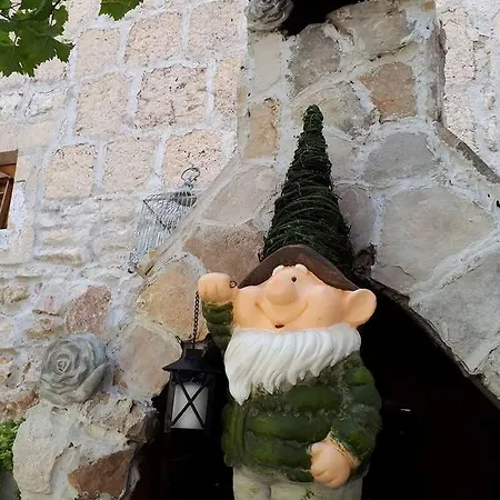Gariful Milna (Brac)